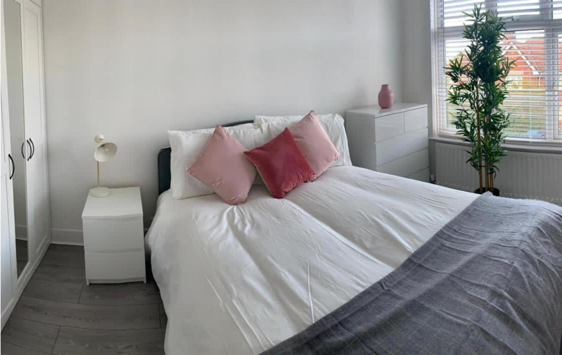 Shotley Bridge - Large Stylish 3 Bedroom Apartment Consett Exterior foto